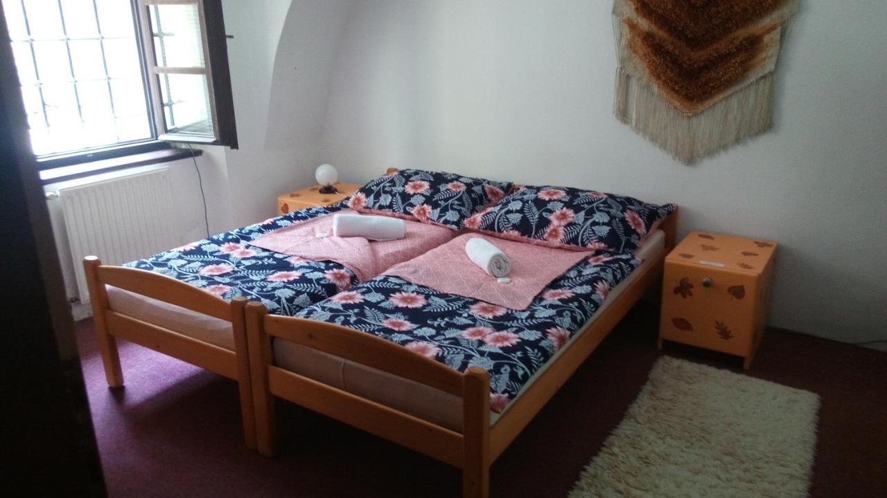 Penzion U Tkadlen Jindřichův Hradec Extérieur photo